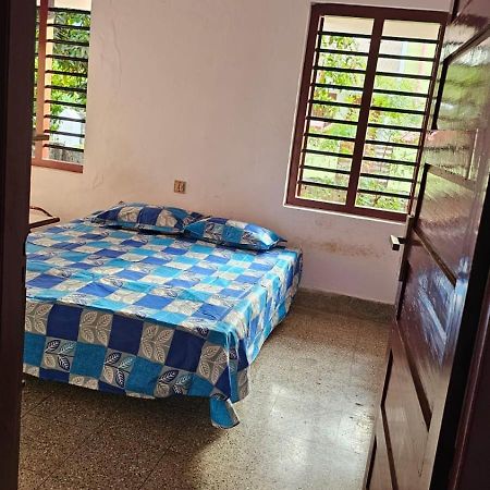 Lmr'S Budget Stay Thrissur Extérieur photo